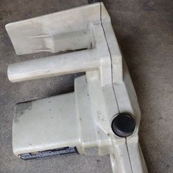 14" Electric Chainsaw 120 Volt 10$