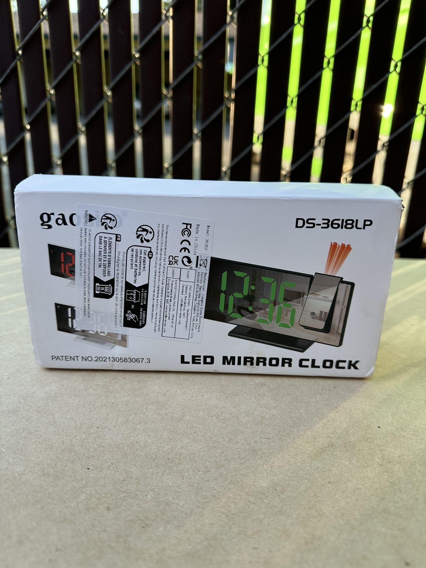 LED Mirror Clock – Model DS-3618LP