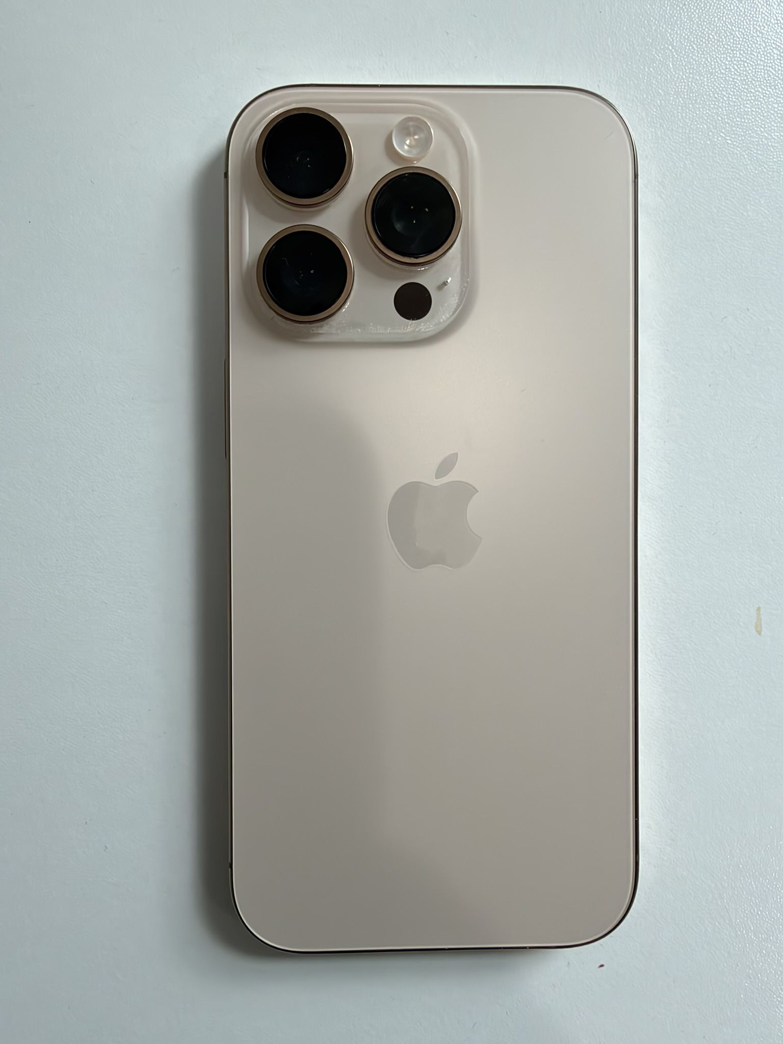 iPhone 16 Pro With MagSafe Case In Excellent Condition 