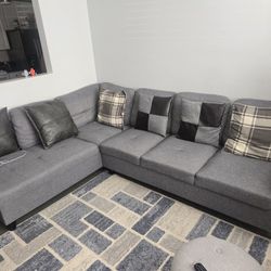 Sectional Sofa 