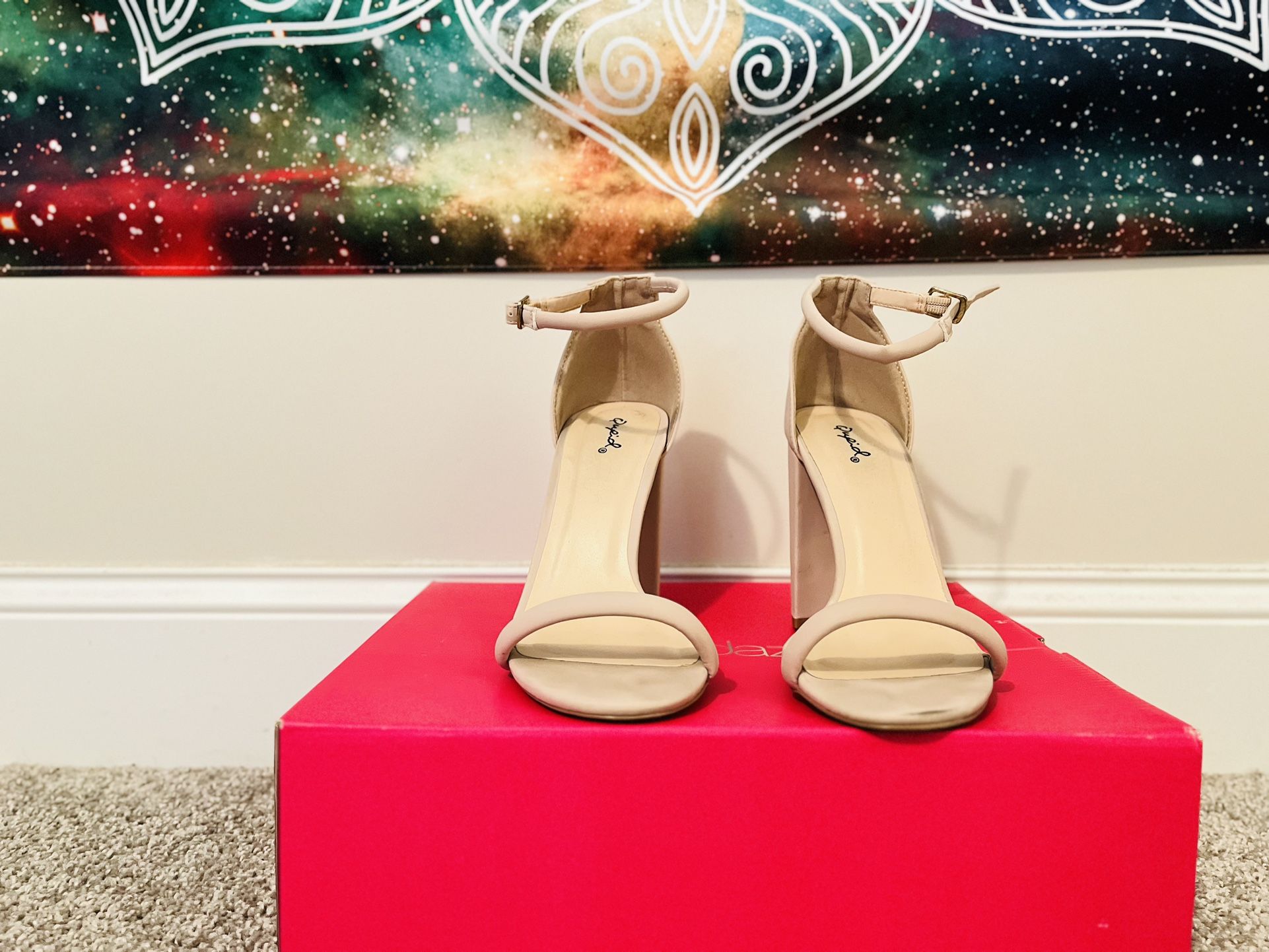 Pearl Colored block heel 