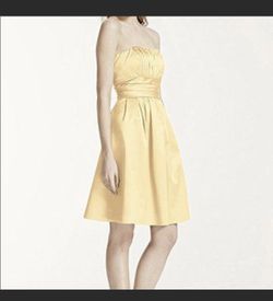 David’s Bridal size 4 Yellow Bridesmaid Dress