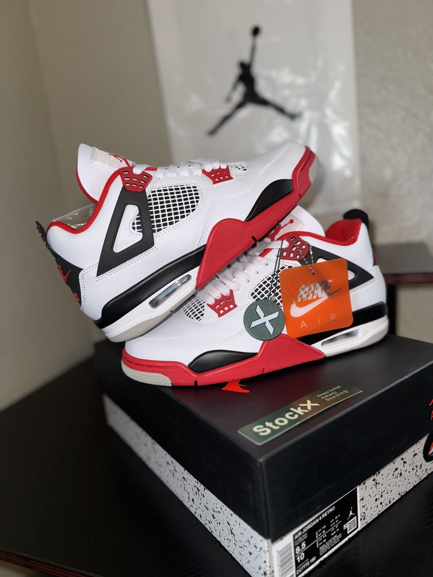 Nike Air Jordan 4's “Fire Red” ORIGINALS (Size and Men