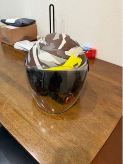 Motorcycle helmet