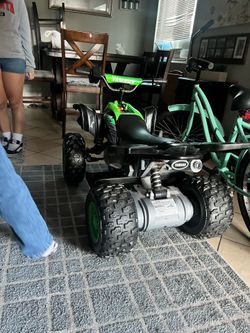 Kids battery powered ATV