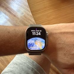 Apple Watch Ultra 49mm (2022) – Excellent Condition
