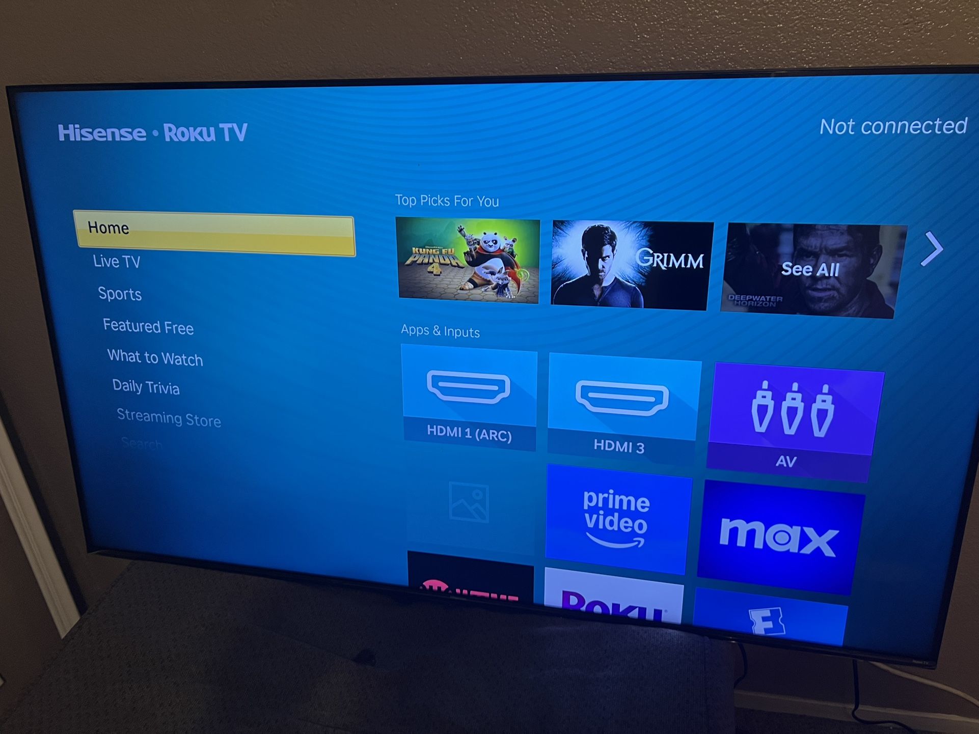 65” Roku Smart Tv