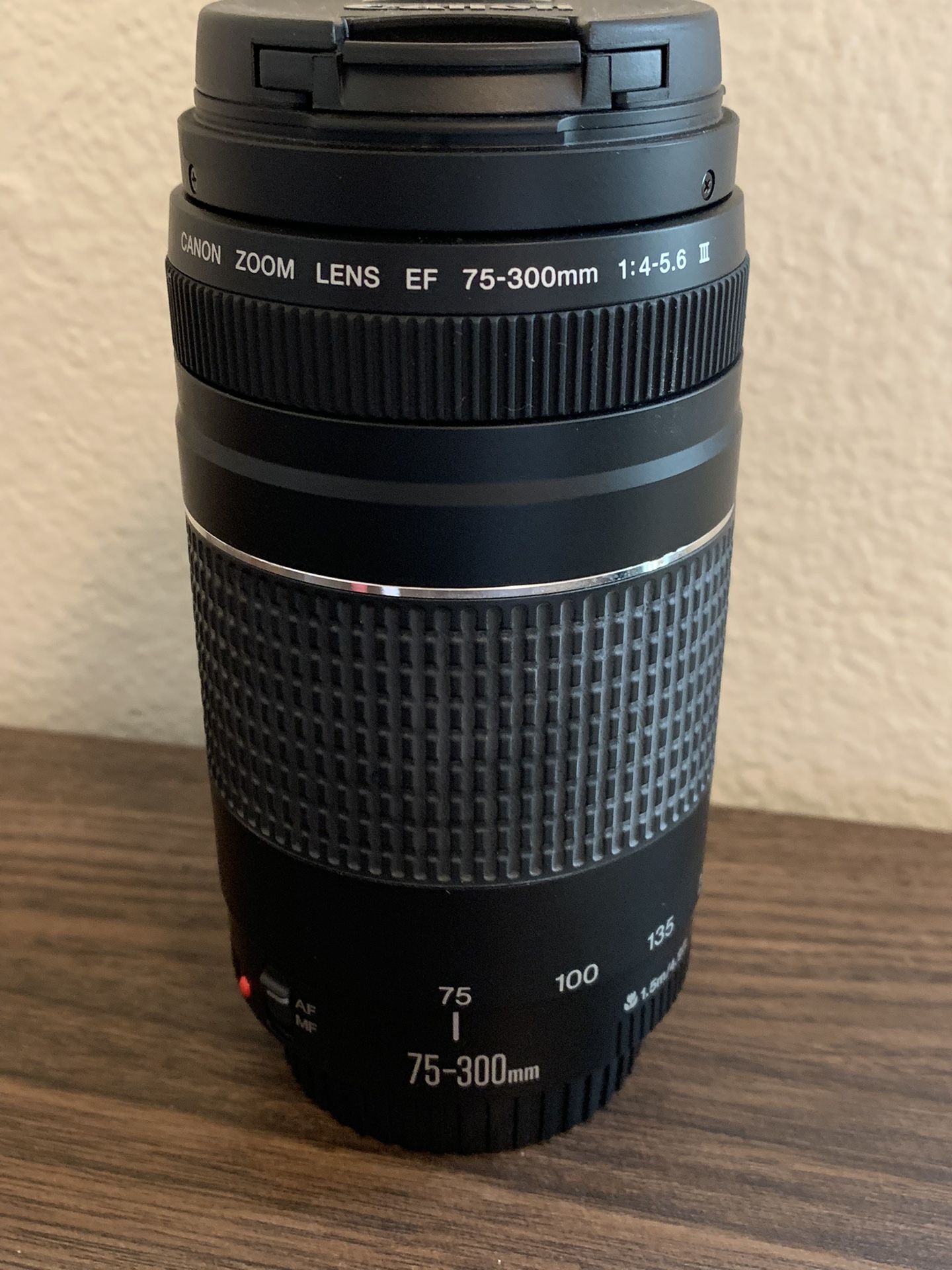 Zoom Lens CANON 75-300mm 