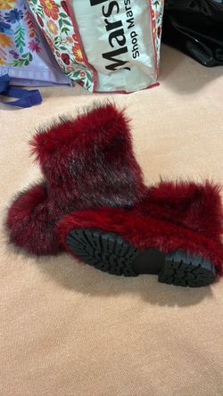 Fuzzy girls shoes