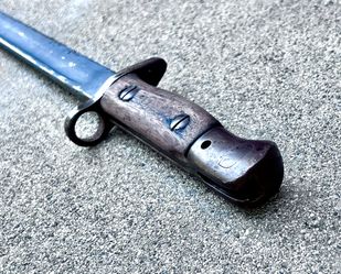 BRITISH PATTERN VINTAGE  UNKNOWN ORIGEN OR MAKE OTHER THAN MARKINGS 22” L