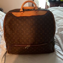 Louis Vuitton Evasion Bag/Carry On.  Pick Up In Mahopac