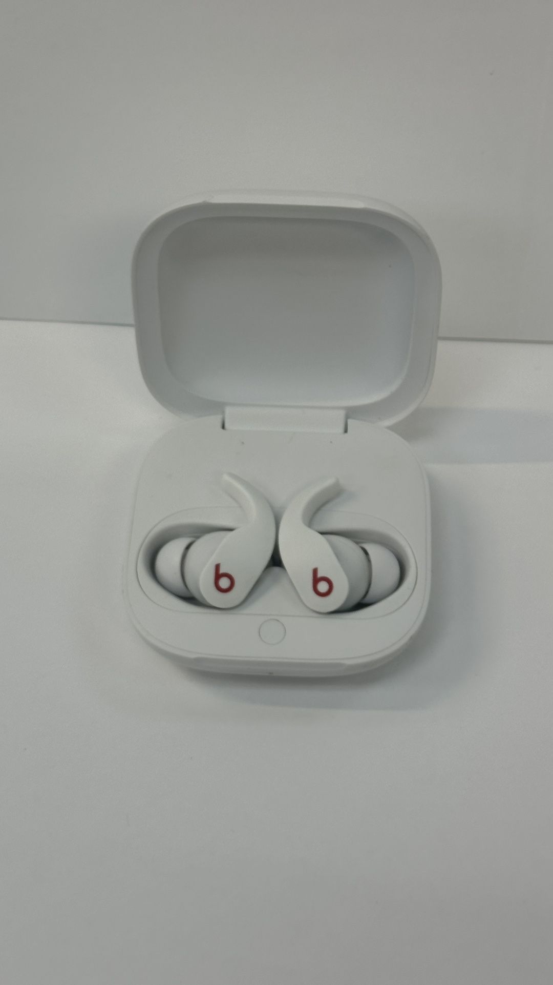 Beats By Dr Dre Fit Pro True Wireless Bluetooth Headphones Earbuds With Charging Case