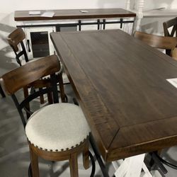 Valebeck Brown Counter Height Dining Table and 4 Barstools