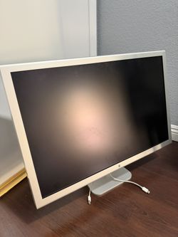 Apple Power Mac A1047 and 30” Cinema Display A1083 Bundle