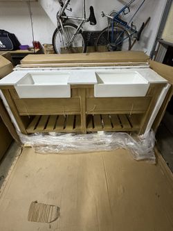 Bathroom Vanity/sink