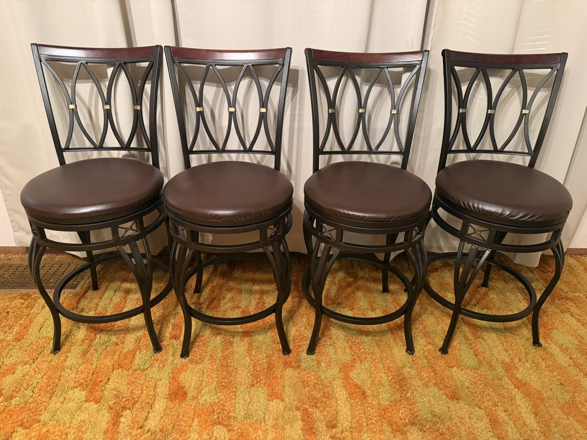 Set Of 4 Swivel Bar Stools