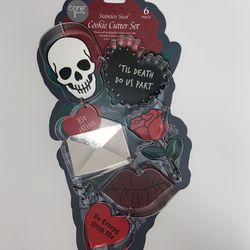 NEW Valentines Cookie Cutters Gothic Theme for Sale in Rialto, CA