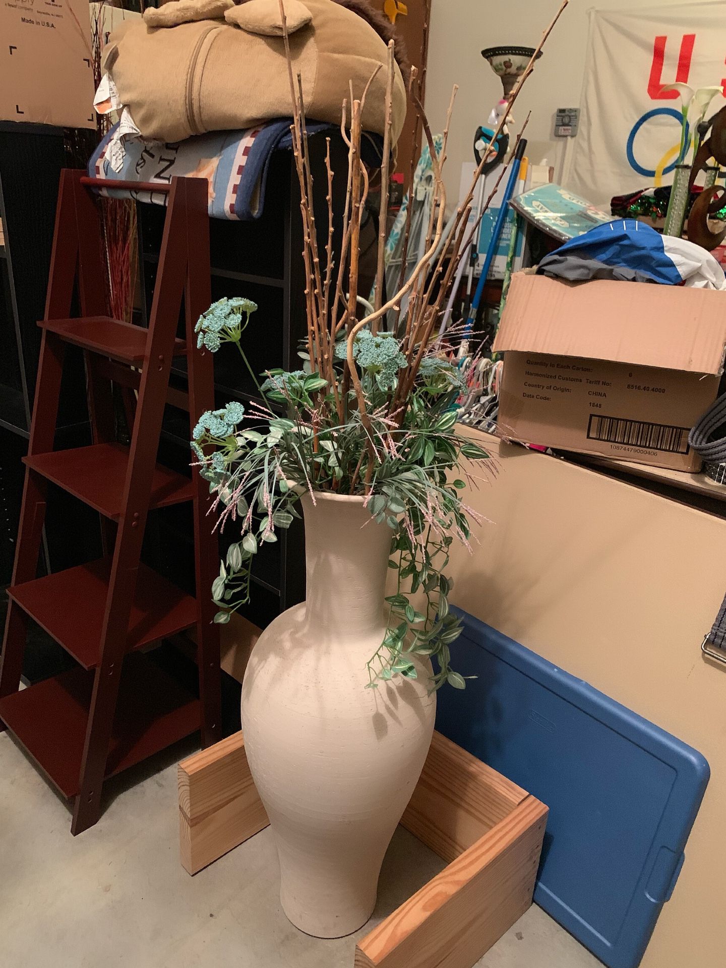 Large/Tall Round Plant Pot