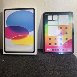 iPad 10th Gen 64GB WIFI Only With Box