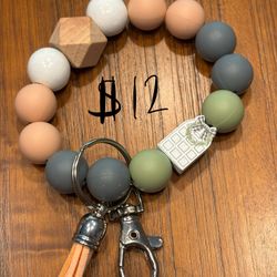 Silicone Bead Bracelet Key Holder 