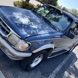 1998 Ford Explorer