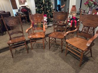 Oak chairs, perfect heavy two captain chairs, two regular chairs