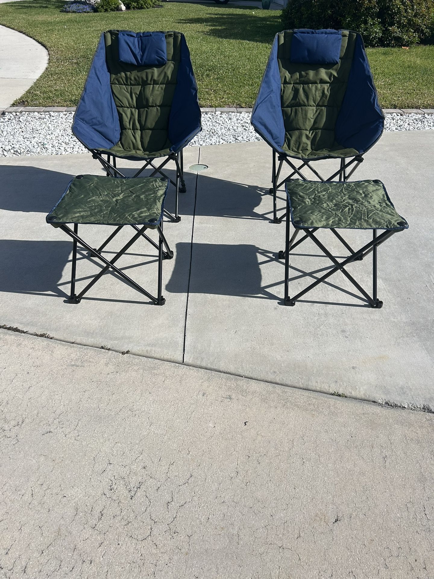 Camping Chairs And Ottoman 