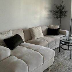 2 Peice White Ivory Couch