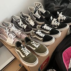 Vans size 6, 6.5,  7, 8,..3..,The ones in the back 2 size 6, 👉🏽1 size 6.5) The ones in the front are size 5, 7,8,PRICES ARE, $45 $50, $55 $60..