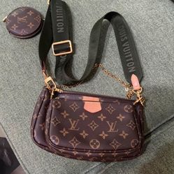 Louis Vuitton fashion items