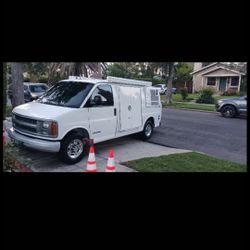 2002 Chevy Express 3500 5.7L V8