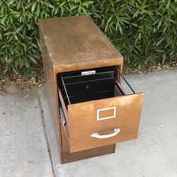 2 Drawer file cabinet-letter sizes