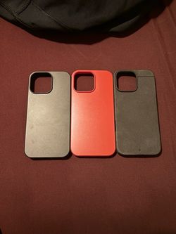 Lot of 3 iPhone 16 pro max Cases