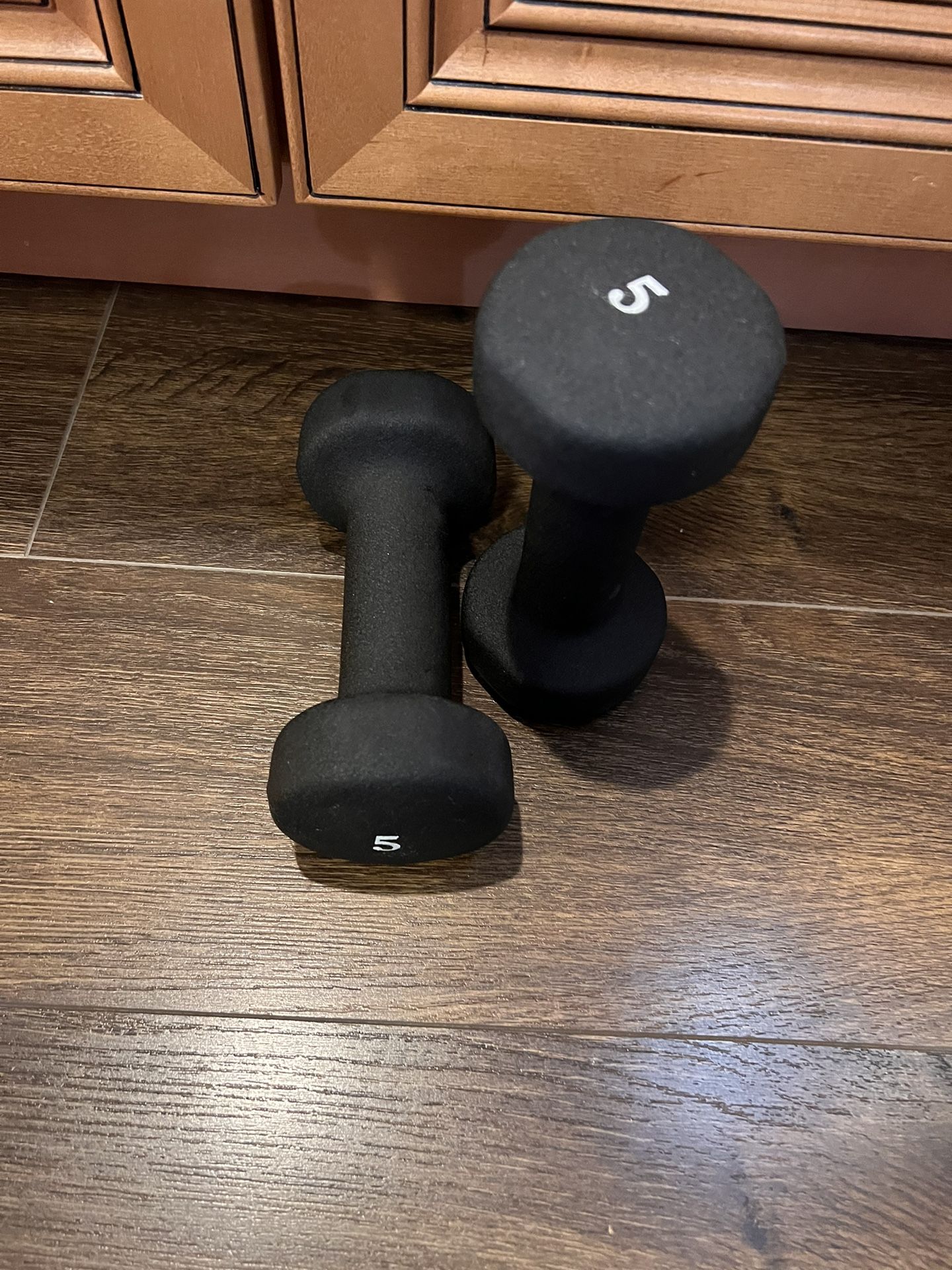 Barbell Neoprene Dumbell 5 LB Hand Weight Black Pair