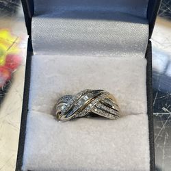 14KT Diamond Ring 