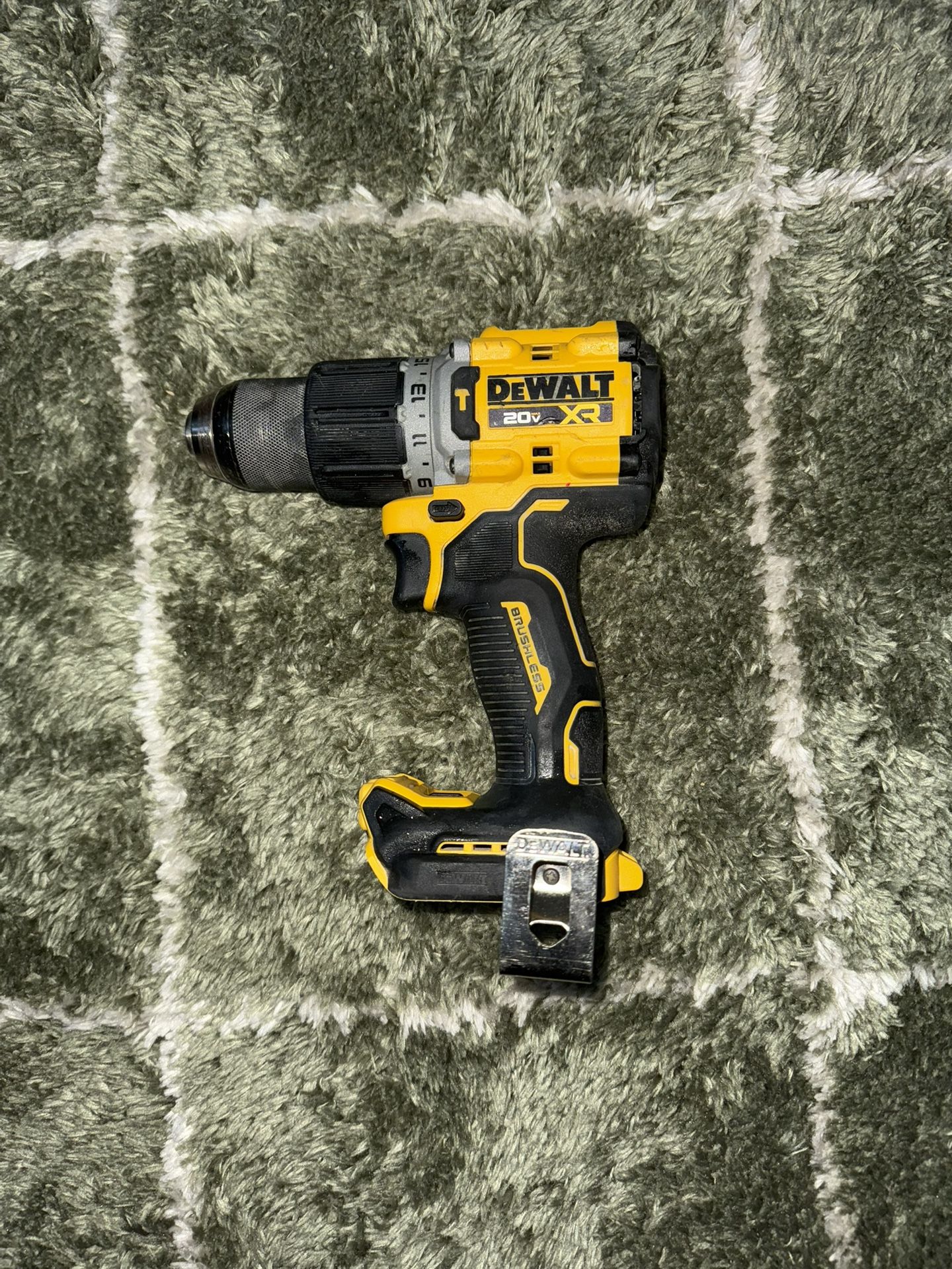 Dewalt  Drill  DCD805