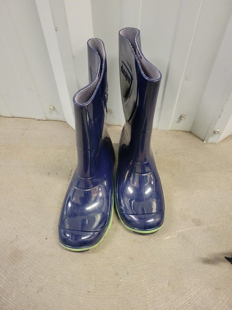 Skeeper Rain Boots Size 34