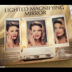 Sharper Image Beauty 3 Way Lighted Mirro