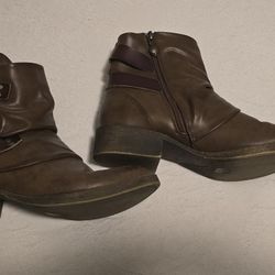 Women's Size 10 Blowfish Biker Buckle Ankle Boots