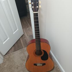 Hoener Acoustic Guitar