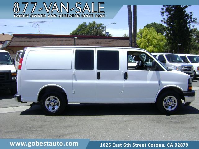 2006 Chevrolet Express Cargo Van
