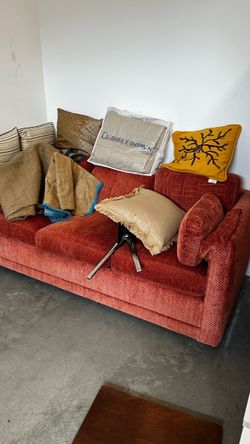 Sofa bed in Lynnwood