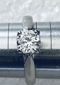 One Carat Diamond Octillion Cut Certified Solitaire, Platinum, (D-E/SI1) Appraised $12,400