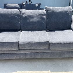 Sofa / Loveseat 