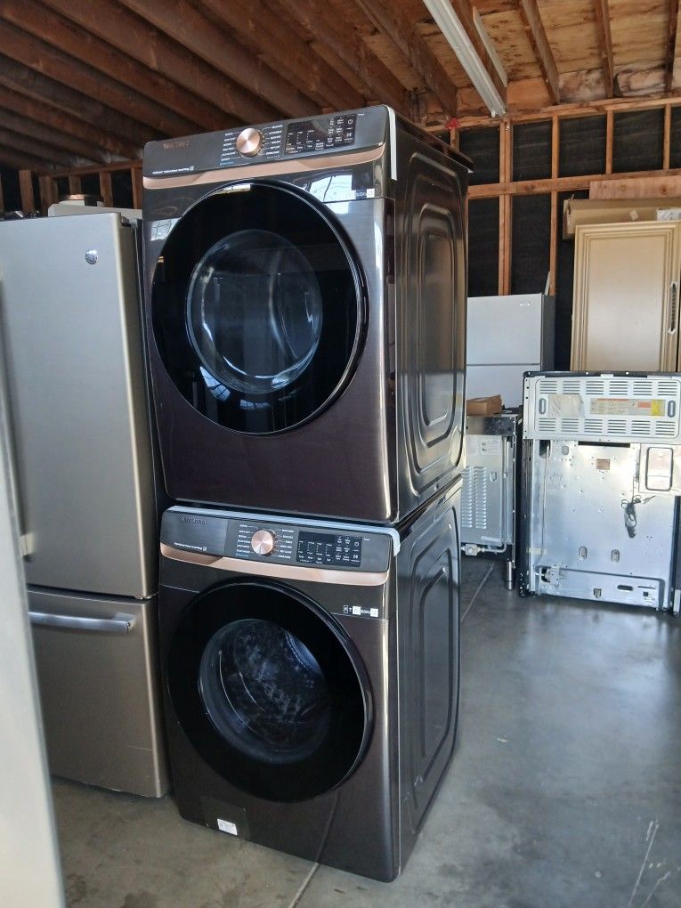 Samsung Washer And Electric Dryer Set