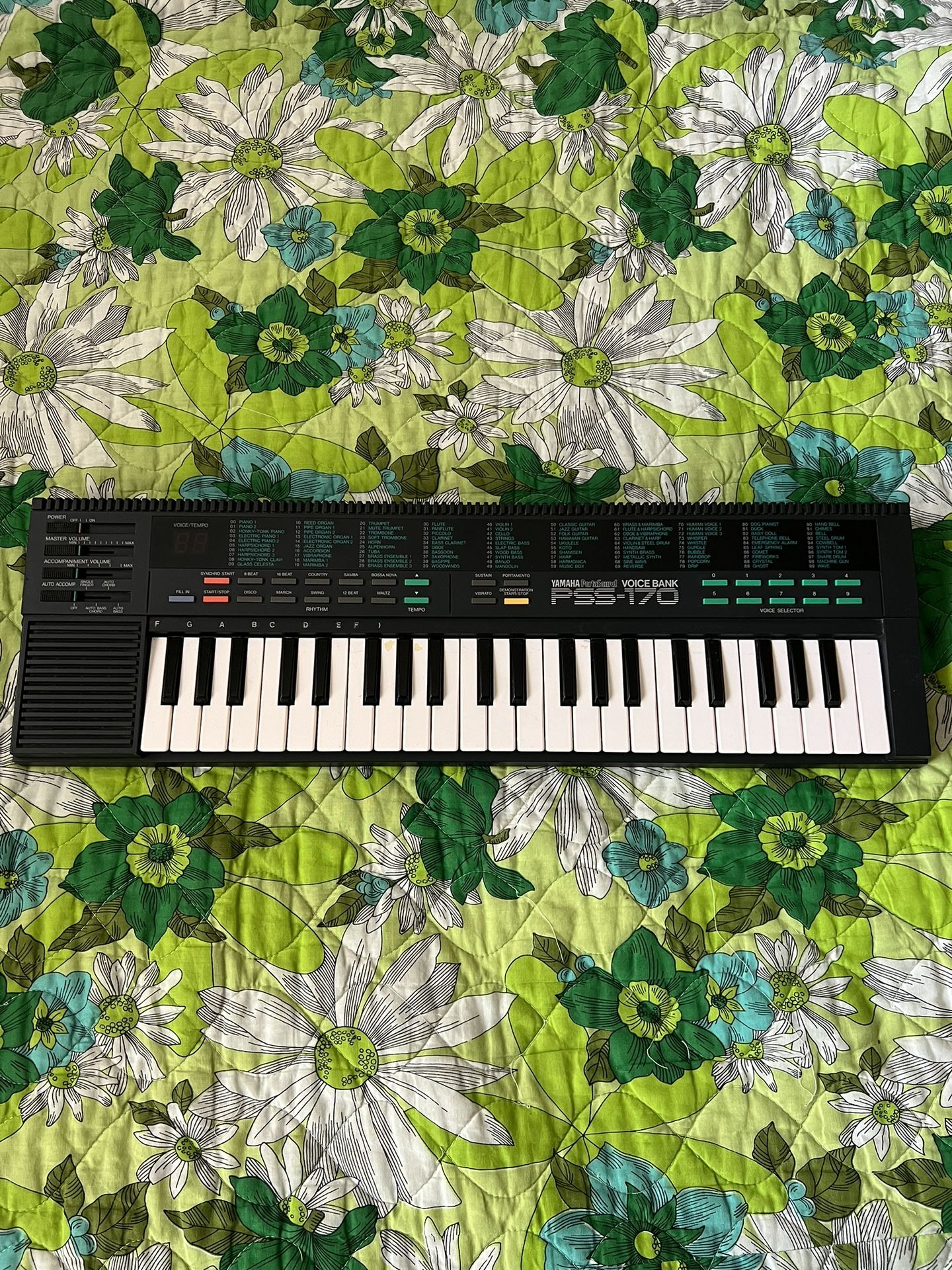 Yamaha Portasound PSS-170 Keyboard