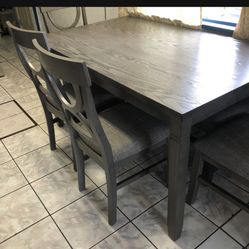 Bonito Comedor De Madera Nuevo 