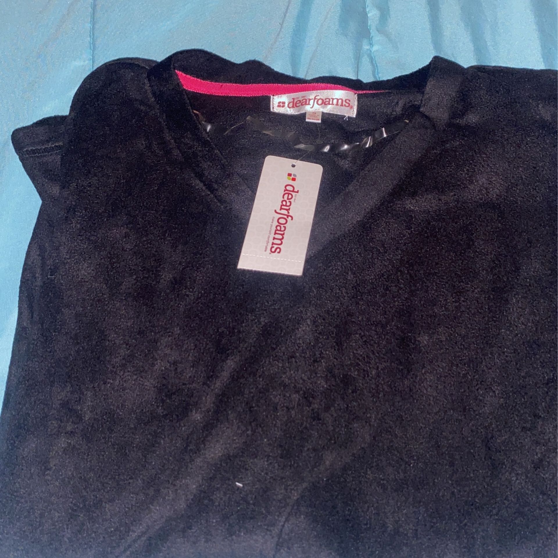 Dear foams Girls Pjs Size Small