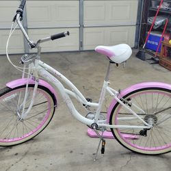 Schwin BEACH CRUISER 7 SPEED