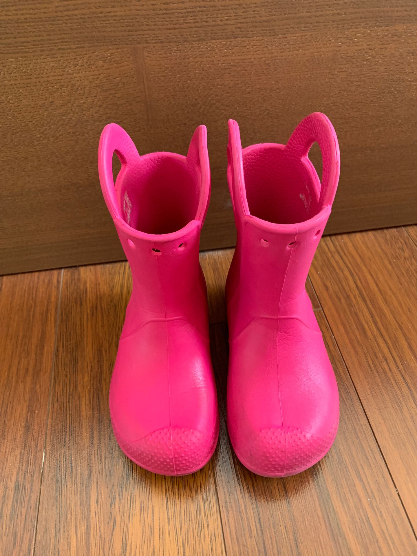 Crocs rain boots size 11